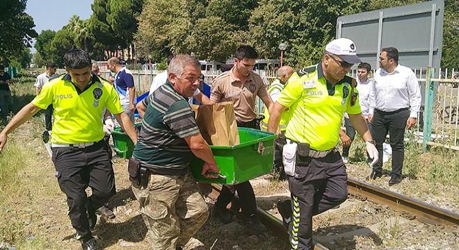 Trenin çarptığı işitme engelli öldü
