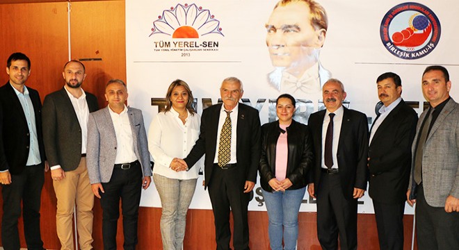 Tüm Yerel-Sen de bayrak değişimi