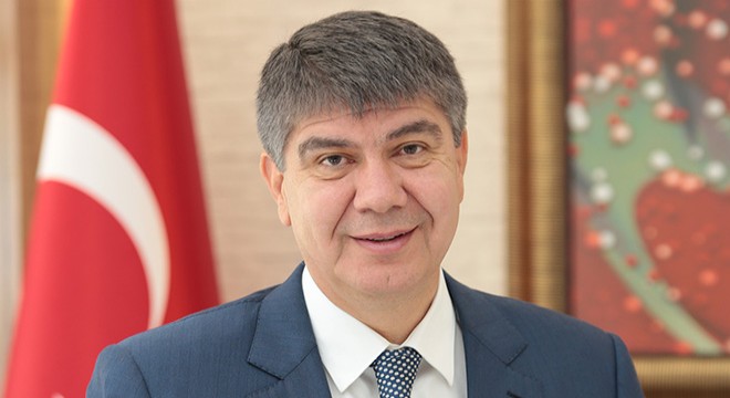 Türel, ASMEK kursiyerleri ile tiyatro izledi