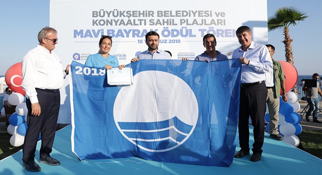 Türel: Çevrecilik Konyaaltı’na Mavi Bayrak çekmektir