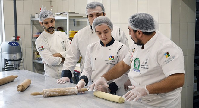 Turizm ve gastronomi öğrencileri işsiz kalmıyor
