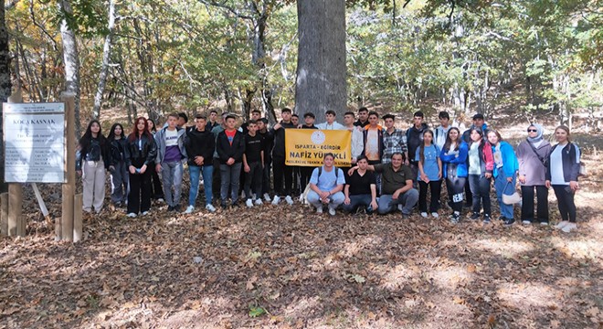 Turizm öğrencilerinin rotası kasnak meşesi ormanı