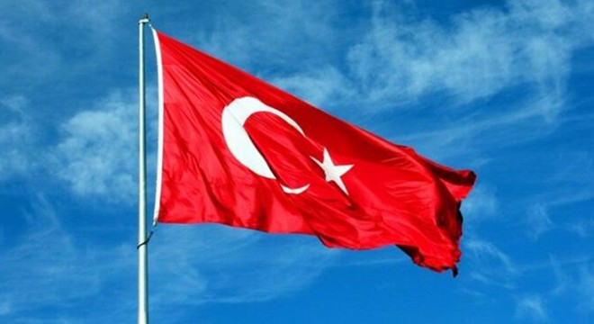 Türk bayrağını yırtan Yunan milletvekiline soruşturma