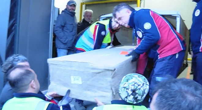 Türk gemisinde öldürülen kaptanın cenazesi getirildi