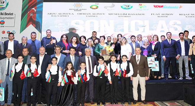 Türk ve Azeri gençler Serik'te buluştu