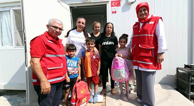 Türk Kızılay dan depremzede 50 bin çocuğa eğitim desteği