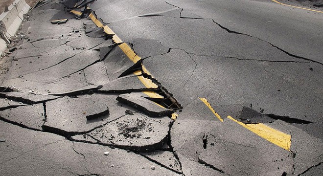 Türkiye’de depremler ortalama iki hafta konuşuluyor