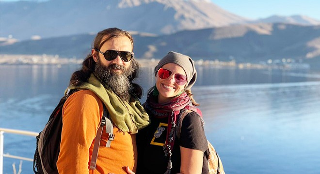 Türkiye turuna çıkan Amerikalı ve Türk çift, Van'a hayran kaldı