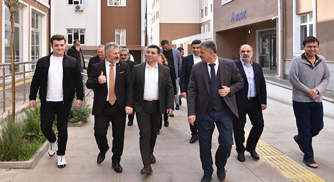 Tütüncü: Antalya’da yurt sorunu yok