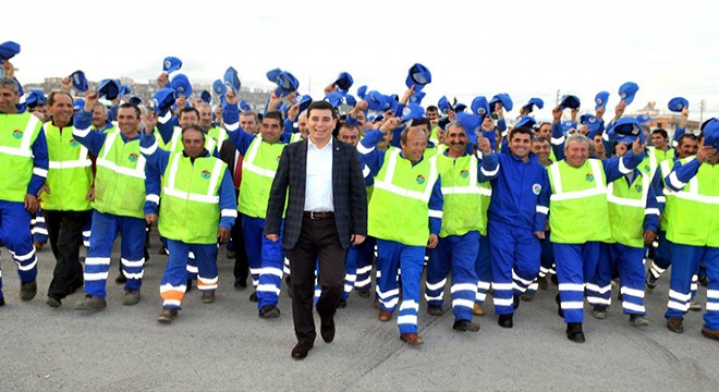 Tütüncü'den belediye işçilerine sendika müjdesi