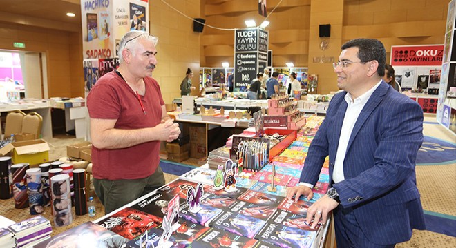 Tütüncü, Kitap Fuarı’nda