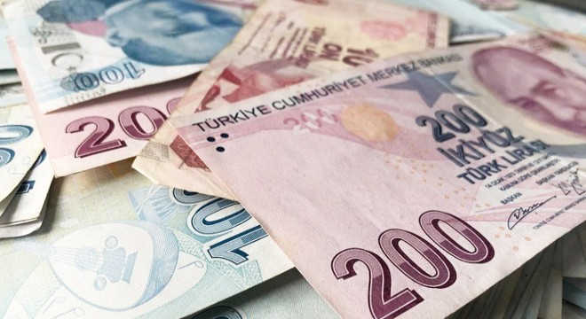 Ücretli öğretmenlere 'yüzde 25 zam' kararı yürürlüğe girdi
