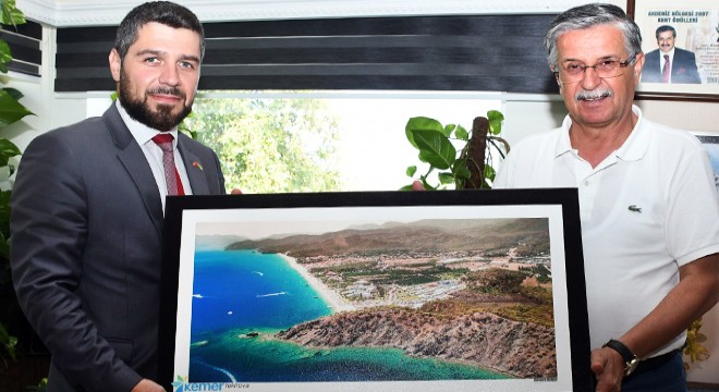 Ukrayna Konsolosu, Başkan Topaloğlu'nu ziyaret etti