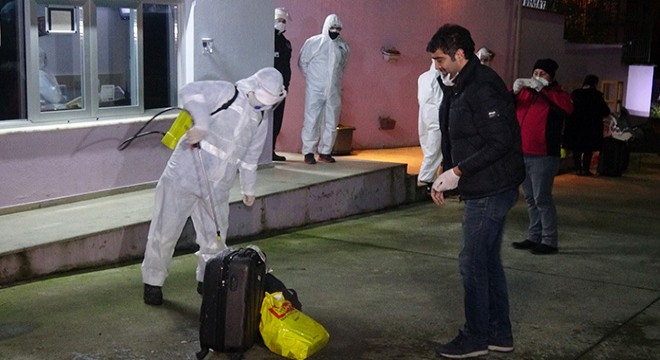 Ukrayna'dan getirilen 180 kişi, karantinaya alındı