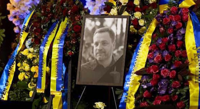 Ukraynalı Bakana ve meslektaşlarına devlet cenaze töreni düzenlendi