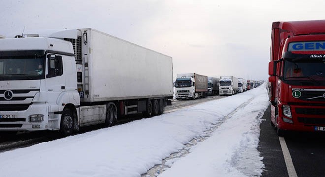 Uluslararası İpek Yolu, 16,5 saat sonra ulaşıma açıldı