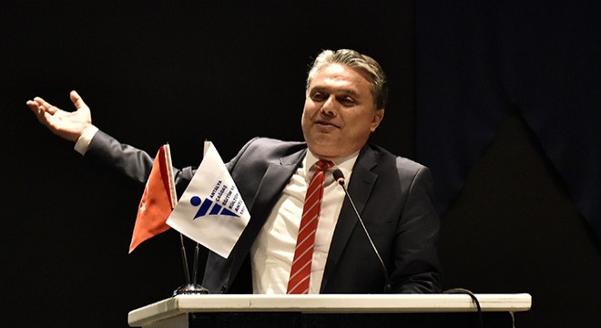Ümit Uysal ANTÇEV'in dayanışma yemeğine katıldı