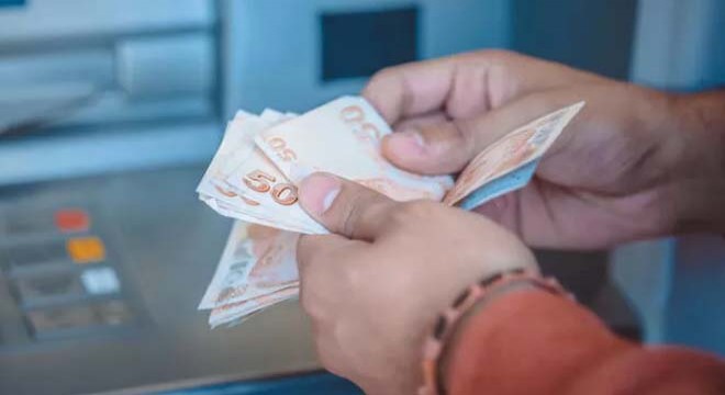 Üniversite öğrencilerinin yurt ücretleri iade edilecek