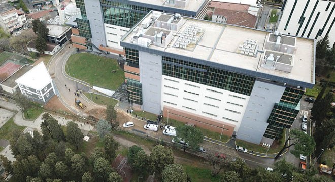 Üniversite yerleşkesinde göçük: 1 işçi yaralandı