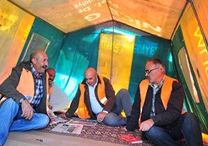  İşçiler, Bayram Özen'e türkü yaktı