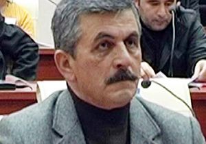 AK Parti'den istifa etti