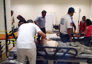 Viranşehir’de otomobil devrildi: 8 yaralı