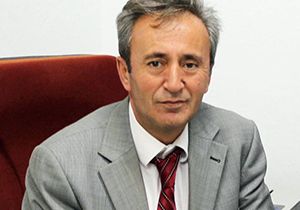 Okul müdürü kansere yenildi