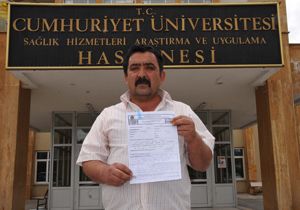 Kulak ameliyatı oldu,sesini kaybetti
