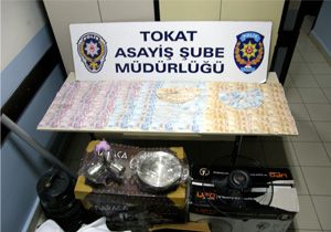 Büyü ve falla dolandırıcılık yapan çiftin evine polis baskını