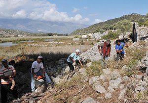 Andriake'de yeni yapılar ortaya çıktı
