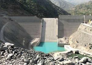 PKK,Baraj şantiyesindeki iş makinelerini ateşe verdi