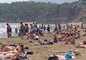 İztuzu plajı yabancı turistlere kaldı