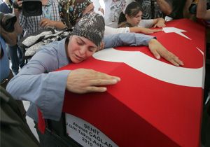 Şehit Astsubay Çağlar Ankara’da gözyaşlarıyla toprağa verildi