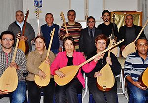 Bağlama sevgisi yayılıyor