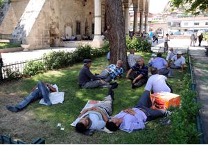 Tokat’ta sıcak hava bunalttı