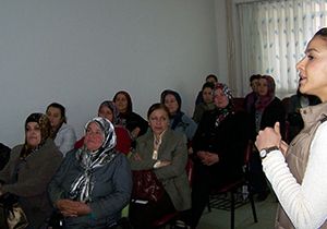 Kursiyerlere ilk yardım semineri