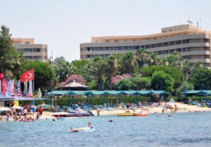 TBMM Başkanı Çiçek tatil için Antalya’da