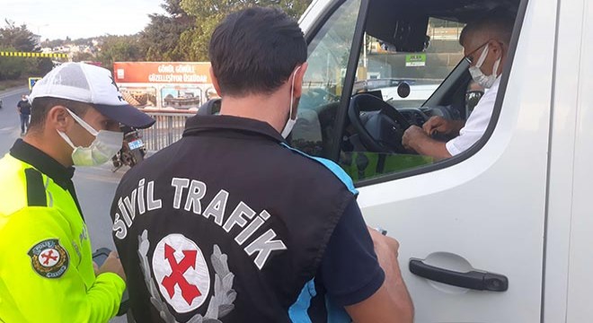 Üsküdar'da okul servisleri denetlendi