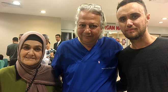 Üsküplü sanatçı, Antalya'da sağlığına kavuştu