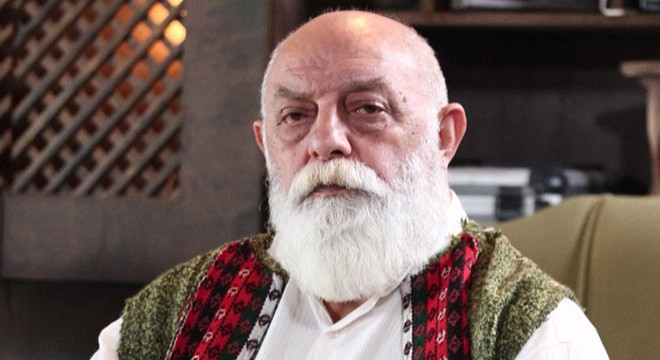 Usta oyuncu Ümit Yesin öldü