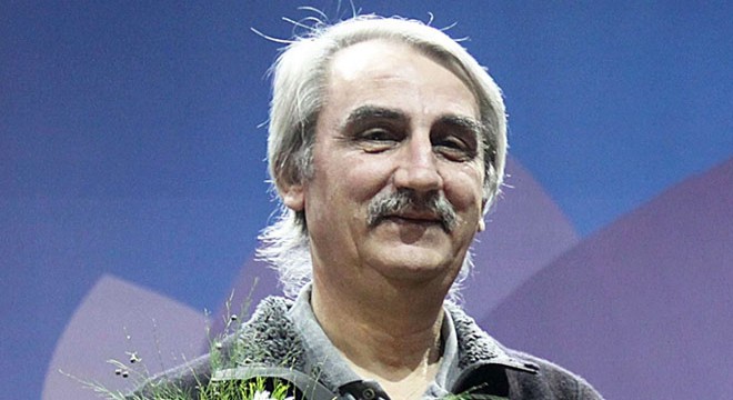 Usta yönetmen Yalçın Yelence hayatını kaybetti