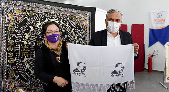 Uysal'dan kadın kooperatiflerine destek