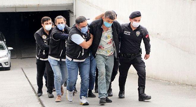 Uyuşturucu operasyonlarında gözaltına alınanlar adliyeye sevk edildi