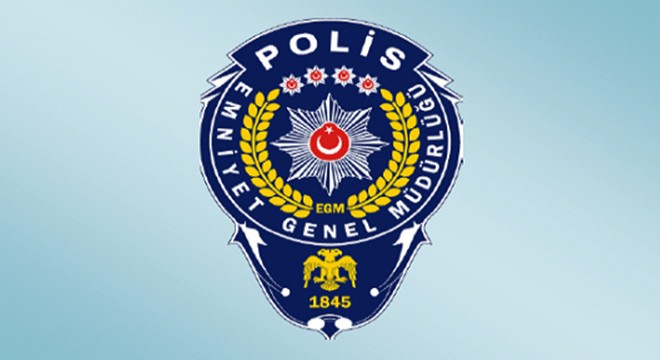 Uyuşturucu satıcısı, polis çıktı