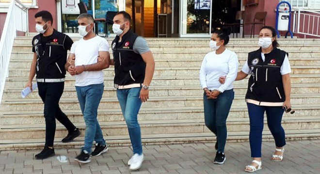 Uyuşturucu tacirleri 30 dakikalık kovalamaca sonunda yakalandı