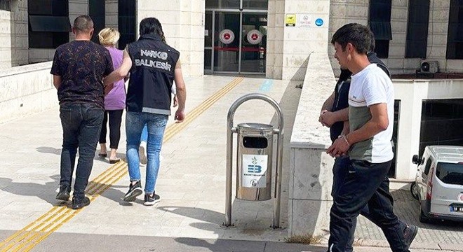 Uyuşturucu ticaretine 3 tutuklama