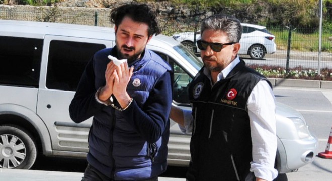 Uyuşturucudan yargılanan sanığa hapis cezası