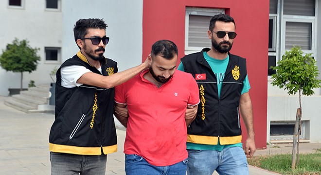 Uyuşturucuya alıştırdığı için bıçaklayıp, öldürmüş