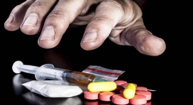 Uyuşturucuyu tek kullanımlık çay poşetine saklamış