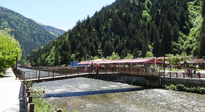 Uzungöl'de yaz sezonu açıldı